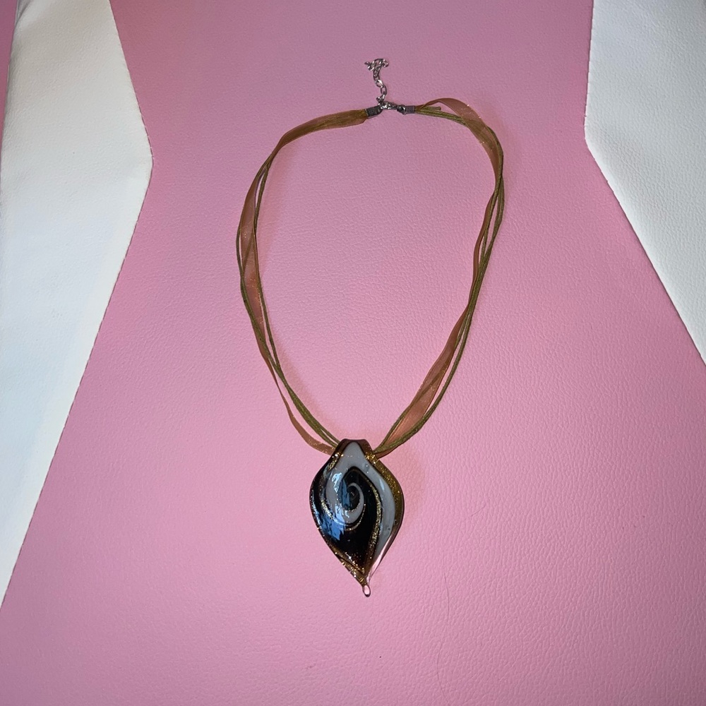 short shell necklace